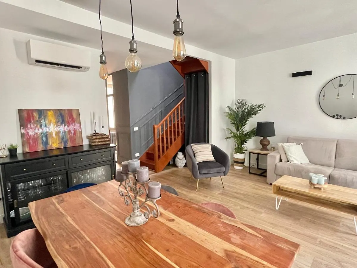 Bioves En Duplex-Climatisation-Centre Ville-Plage Menton Apartment