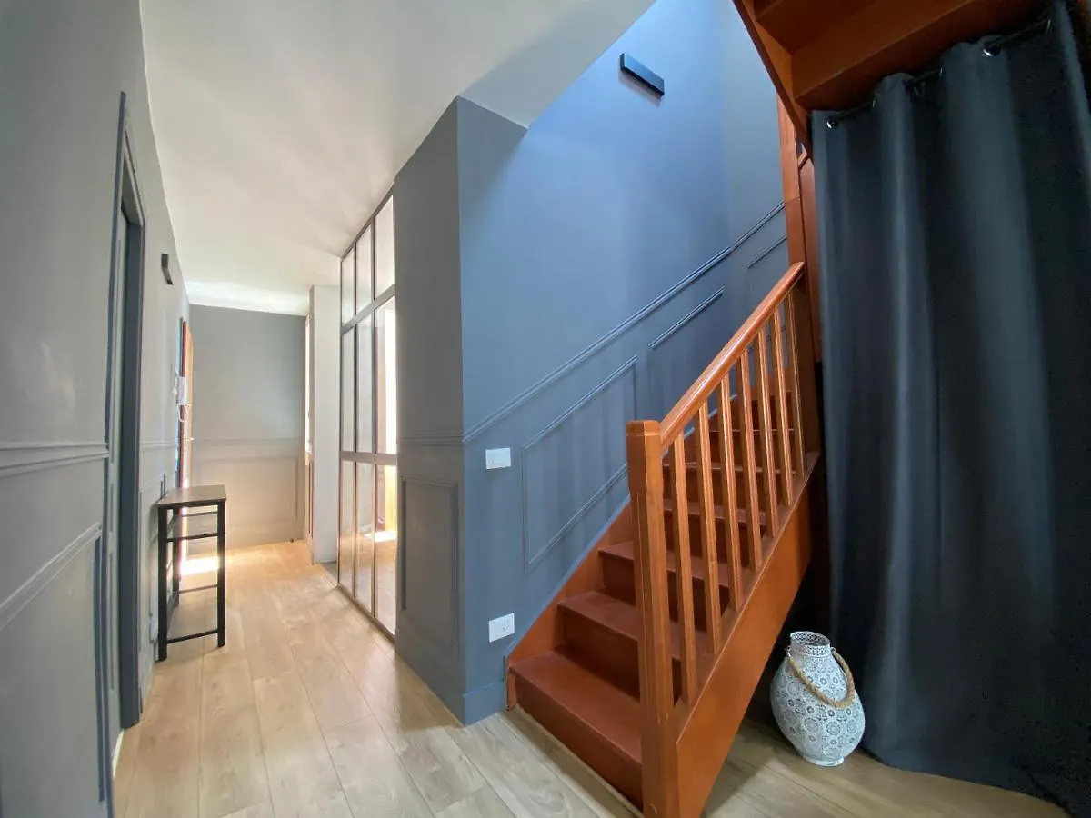 Bioves En Duplex-Climatisation-Centre Ville-Plage Menton