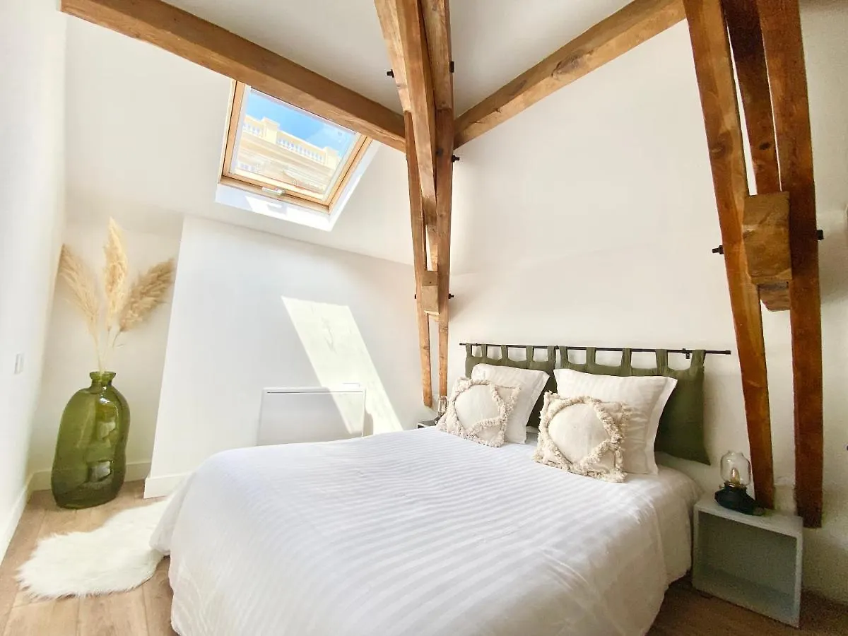 Apartment Bioves En Duplex-Climatisation-Centre Ville-Plage Menton France
