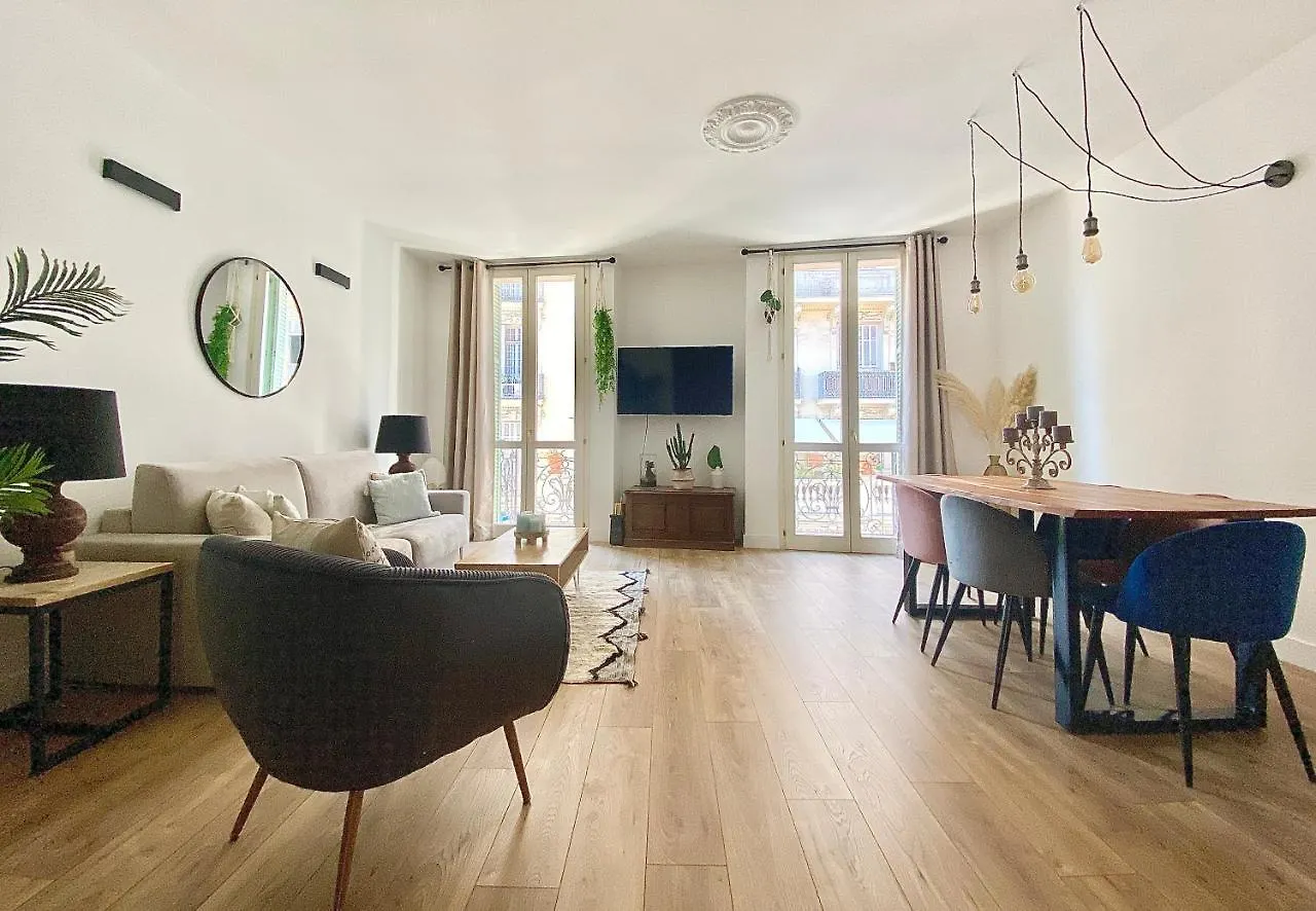 Bioves En Duplex-Climatisation-Centre Ville-Plage Menton 0*,  France